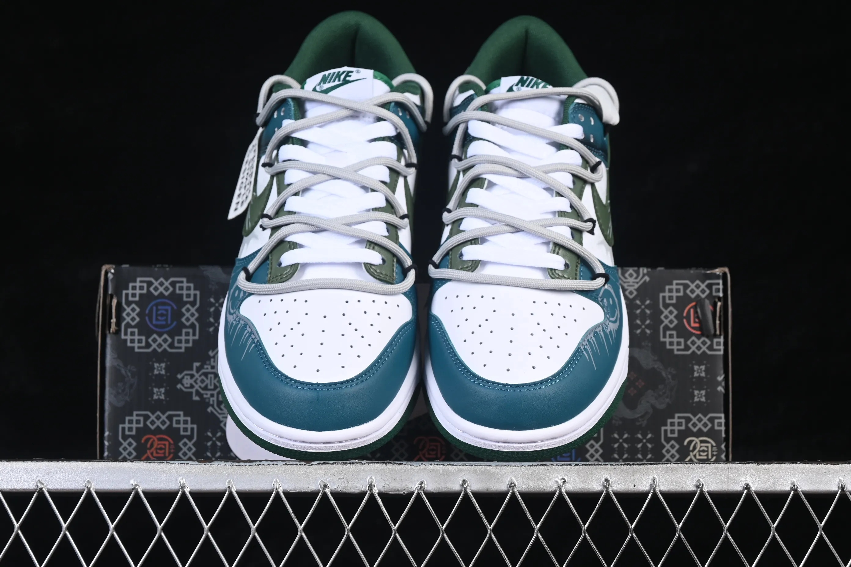 All categories Nk SB Dunk Series Nk SB Dunk Low High-end customized low-top sneakers Nike SB Dunk Low straps low-top casual sneakers DD1391-101